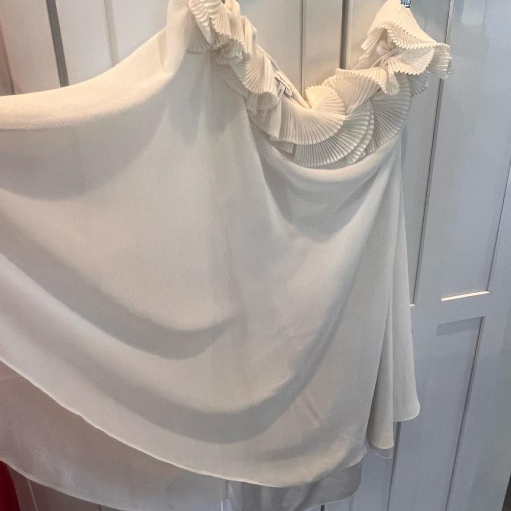 Elegant maxandcleo Cream/Ivory One Shoulder Ruffle Dress sz-6 side zipper
